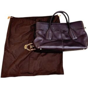 Tod's dark brown elegant genuine premium Leather Diana Shoulder Bag in dust bag